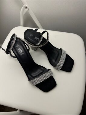 Ardene Black Rhinestone Ankle Strap Block Heels prom wedding vacation formal